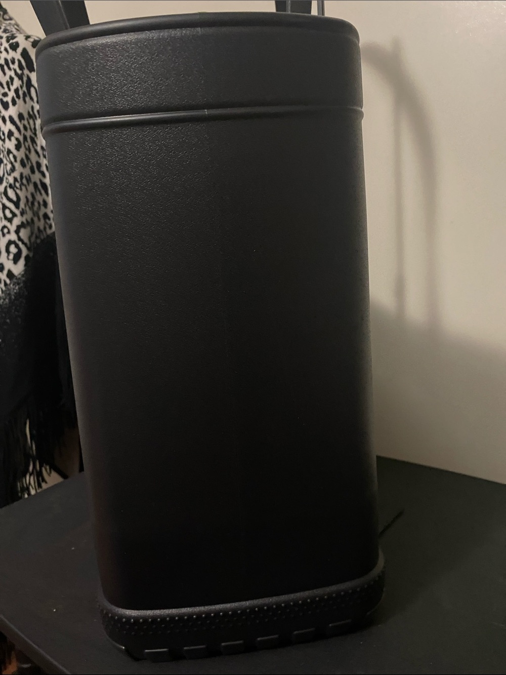 CROCS Large Black Perforated Tote - Picture 4 of 11